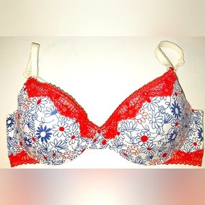 L@@K☆Brand New☆36C☆B.Tempted Pretty Poppy Lacey Push-up Bra☆